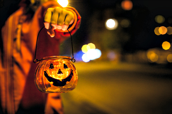 The Spirit of Halloween | Houston Moms Blog