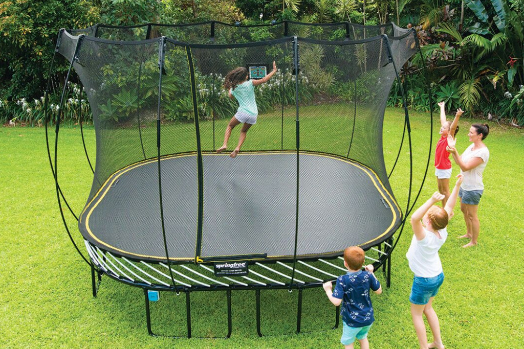 Trampoline Benefits :: The Unconventional Way I'm Reaching My Goals in 2017 | Houston Moms Blog