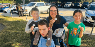 No Excuses, Moms: You Need to Vote Mom with 3 kids vote