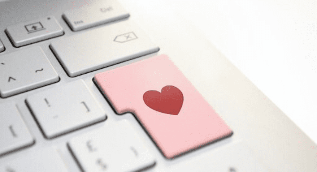 Single Mom Seeking :: Online Dating in the Age of the Internet