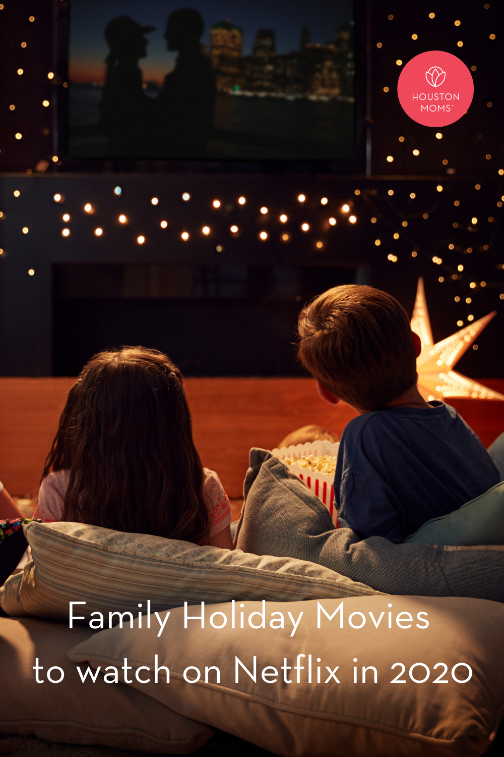 Houston Moms "Family Holiday Movies to Watch on Netflix in 2020" #houstonmoms #houstonmomsblog #momsaroundhouston