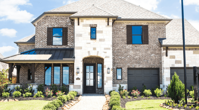 Best of the Burbs: Why Now is the Perfect Time to Buy a New Home