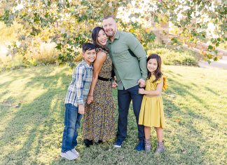 Preparing for Family Photos: Q & A With a Houston Photographer