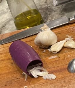 garlic press