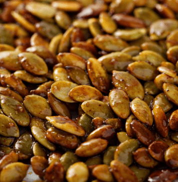 roasted pumpkin seeds with seasoning