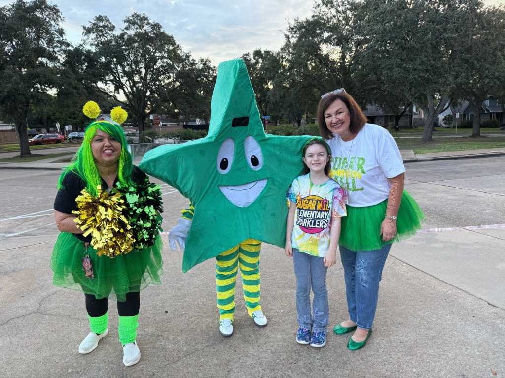 Sugar Mill Elementary student, teachers and mascot