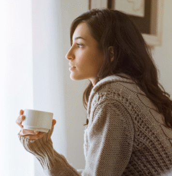 woman drinking tea