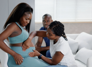 doula working with pregnant mom