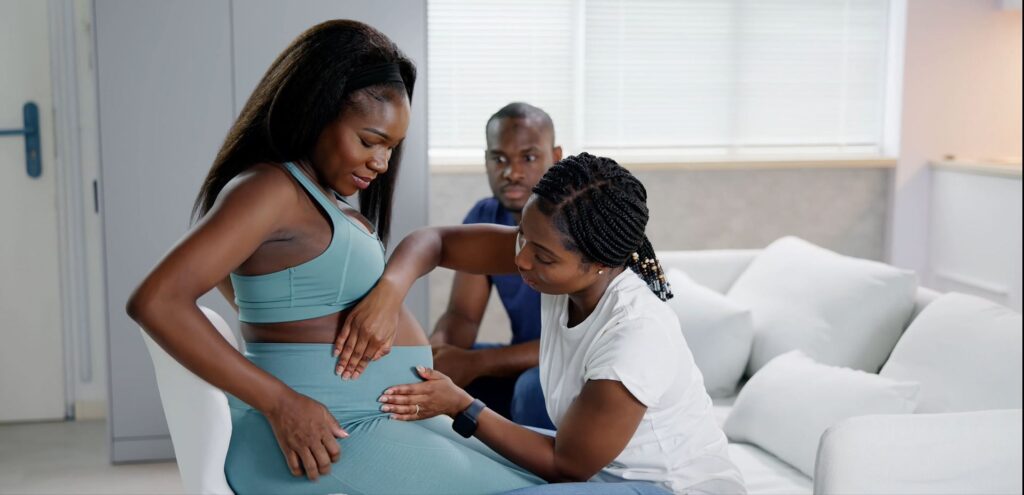 doula working with mom